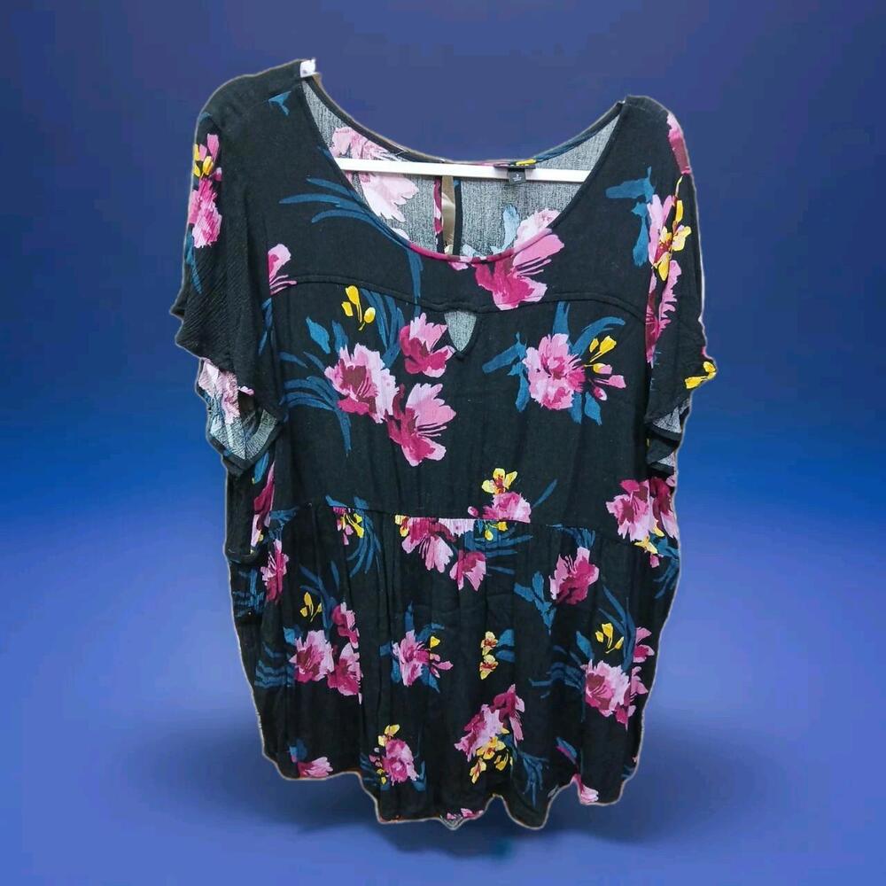 Torrid Black Floral Gauze Keyhole Babydoll Tunic Shirt Size 3